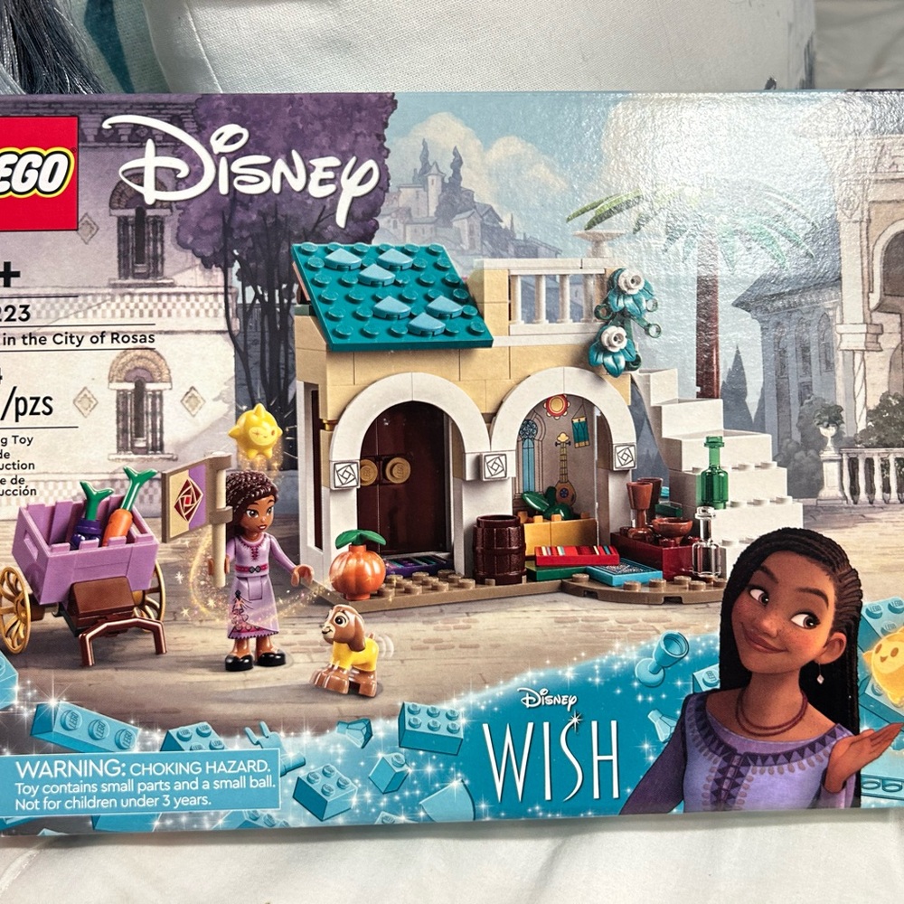 Disney Wish Princess Asha Lego set NWT